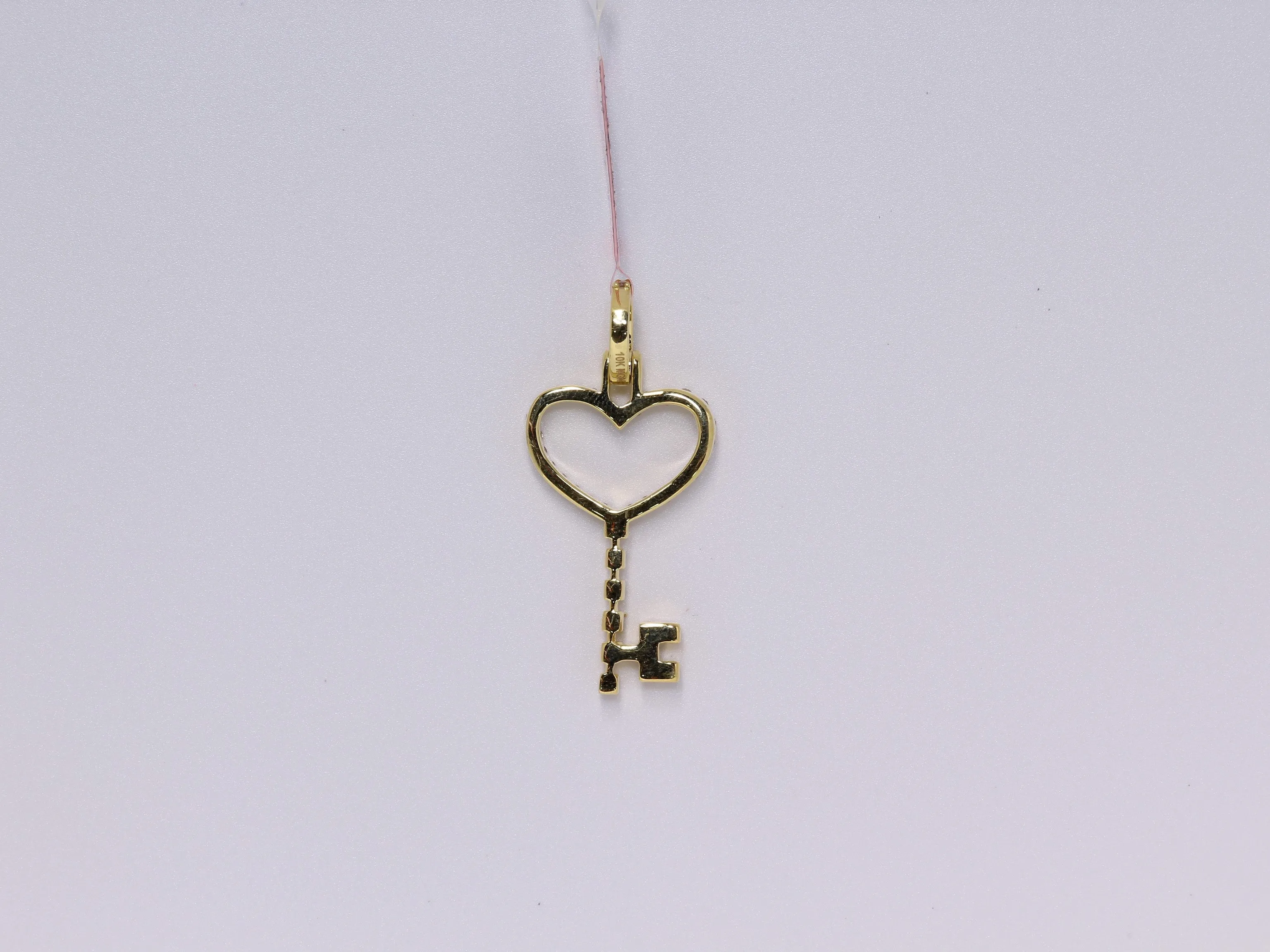 10k Yellow Gold Heart Key Pendant .950Ctw