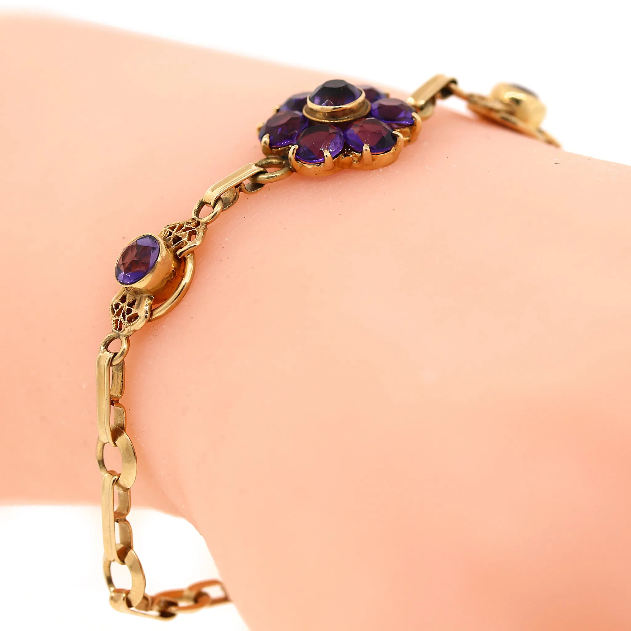 Amethyst Flower Bracelet in 14k Gold