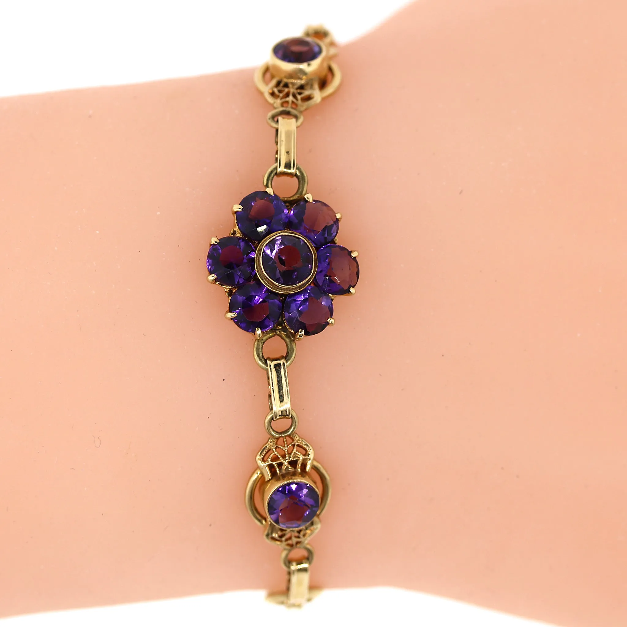 Amethyst Flower Bracelet in 14k Gold