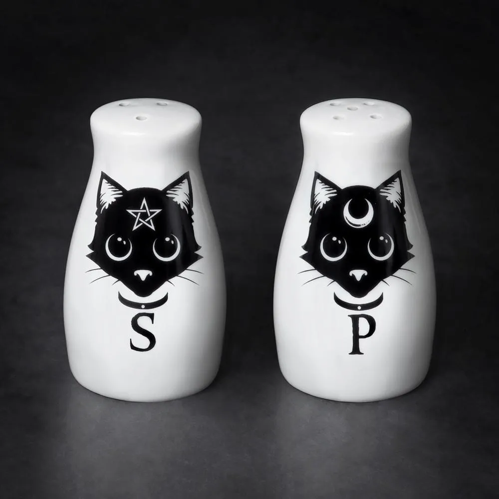 Black Cats: Salt & Pepper Shaker Set