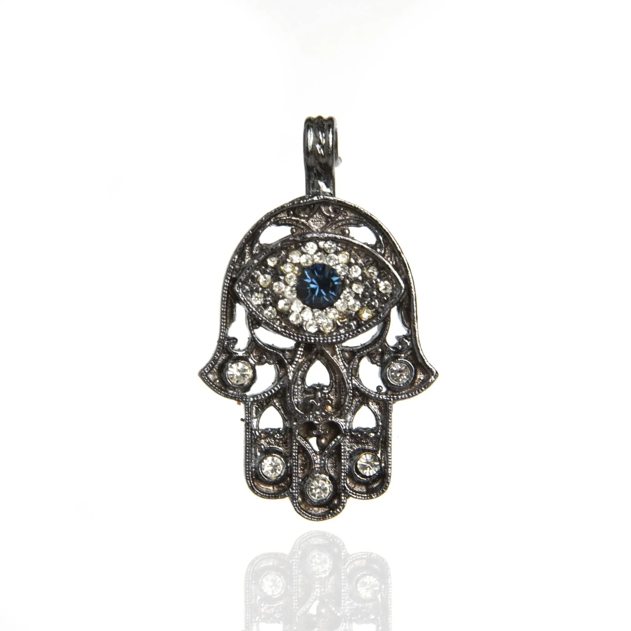 Hamsa Medallion