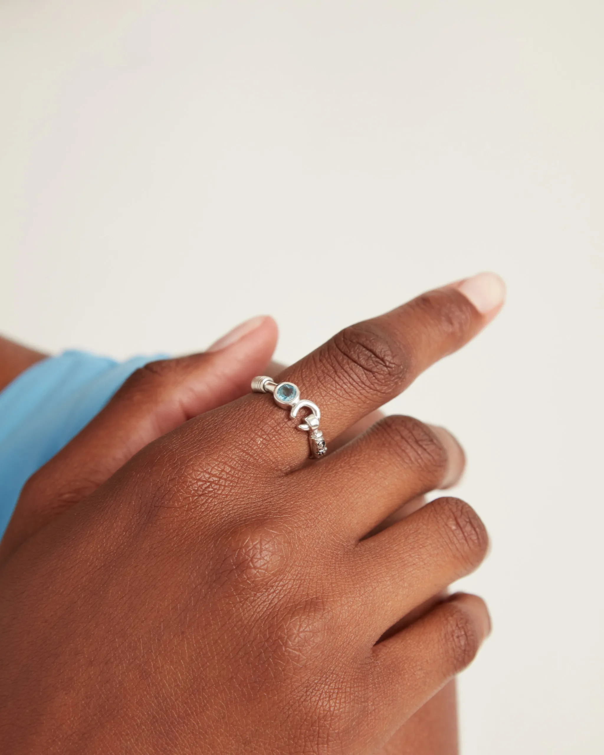 Hook Ring with Stone - Amethyst