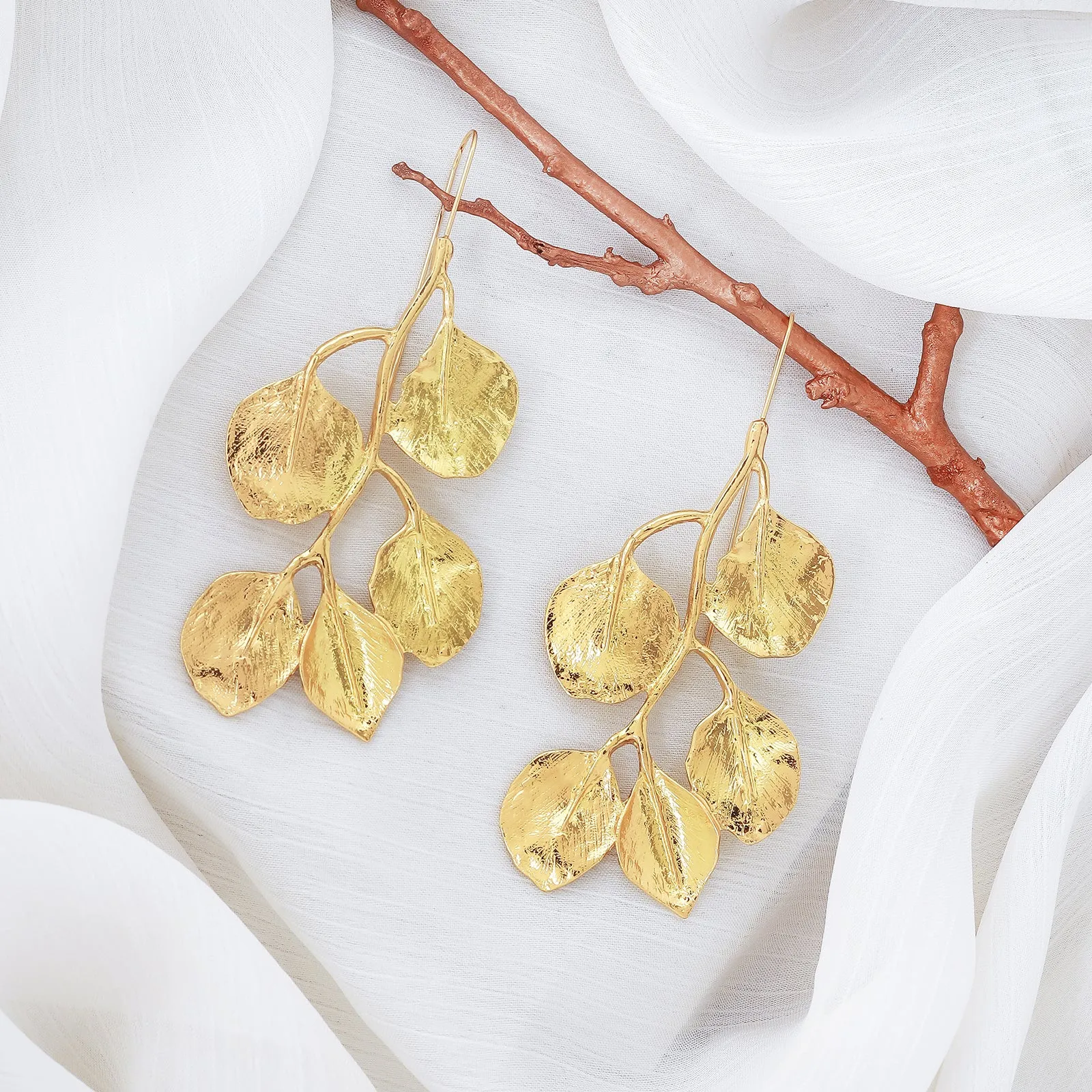 Leda Gold Earrings