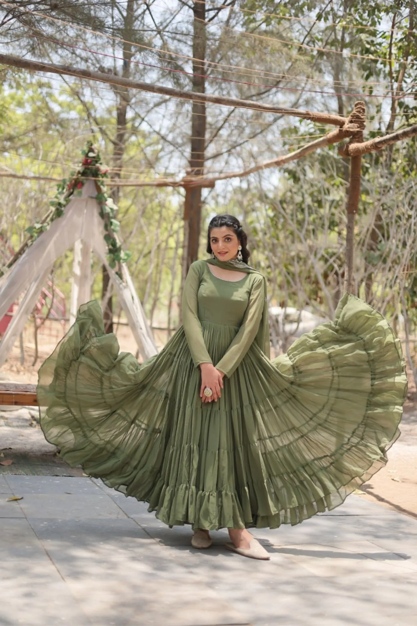 Stylish Women Tiered Gown With Dupatta Set