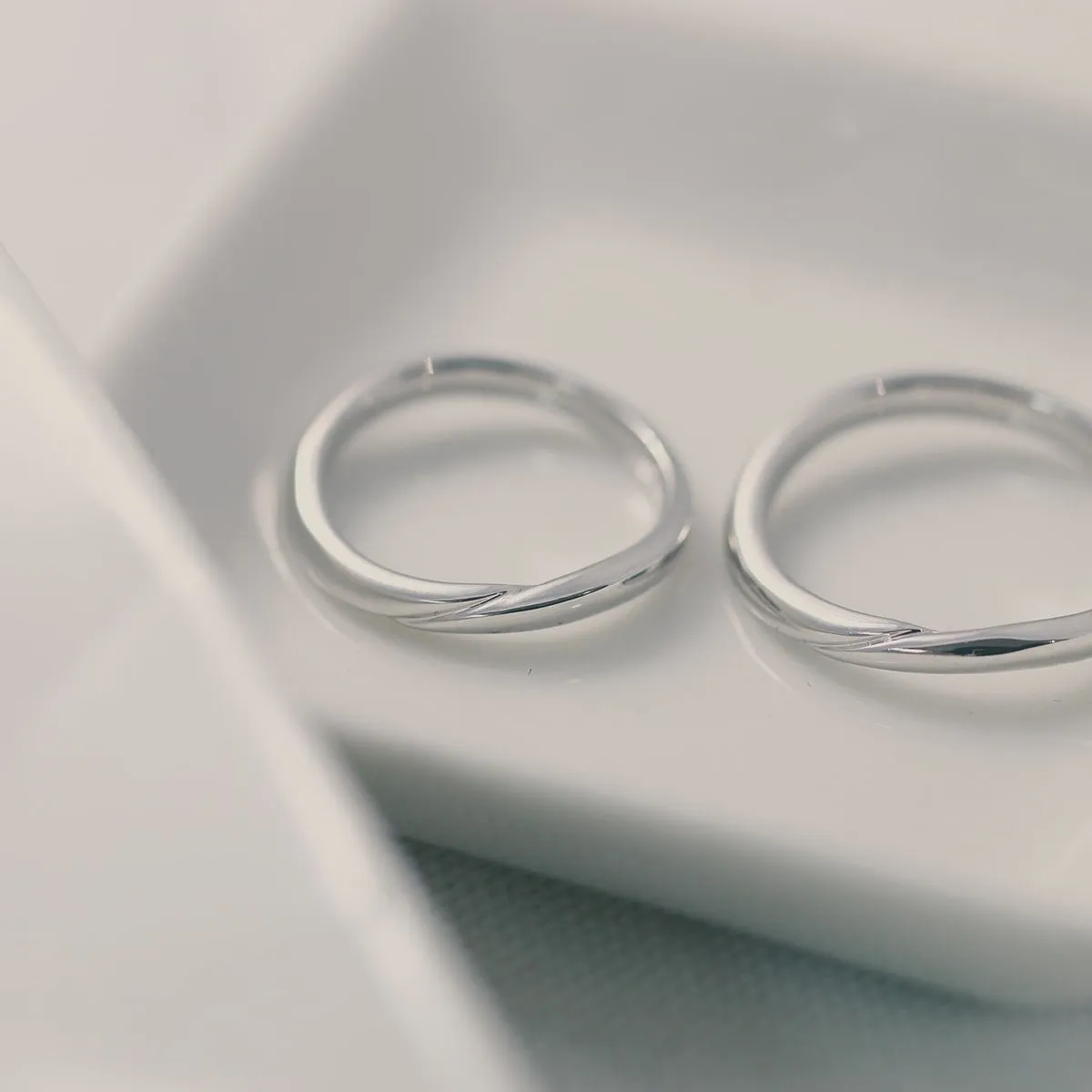 Unique Couple Wedding Ring Set - WM58