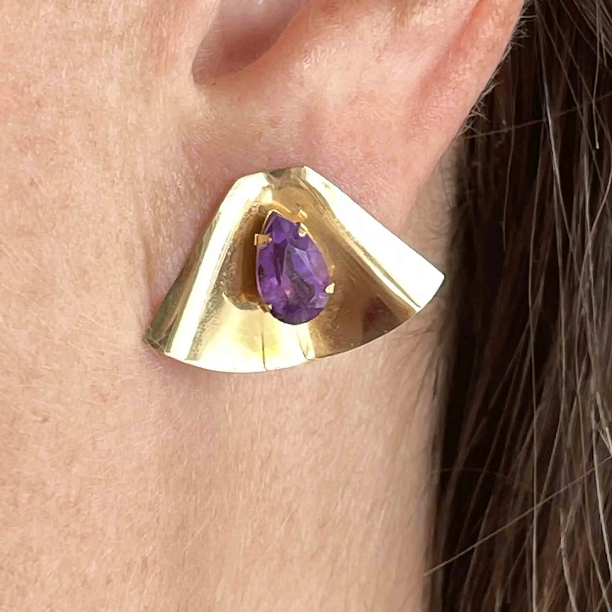 Vintage 10K Gold Fan Amethyst Stud Earrings