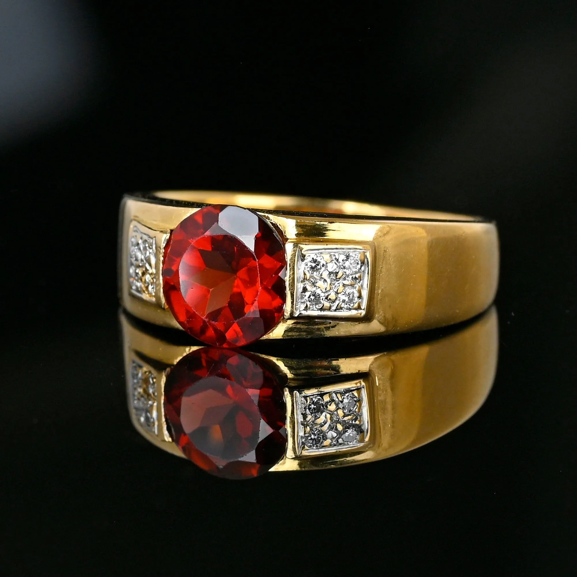 Vintage 18K Gold Diamond Accent Garnet Ring Band